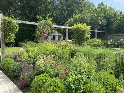 Oak pergola design. Summerhouse design. Sussex Garden designer.